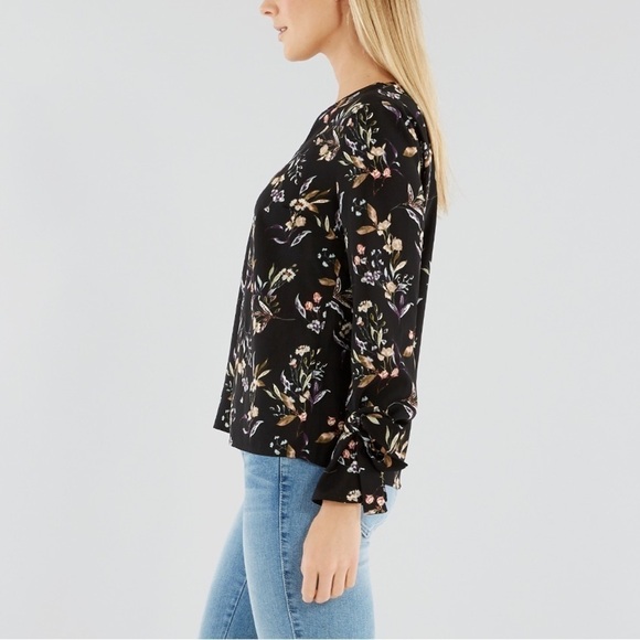 Dex Printed Tie Sleeve Top - Picture 3 of 10